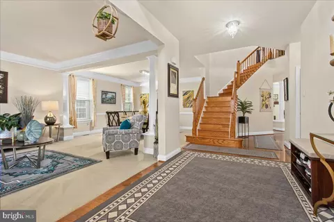 410 Mohican Dr, Frederick, MD 21701 photo 4