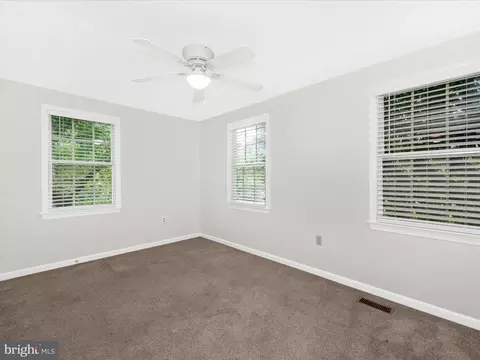 7983 Thrush Ct, Frederick, MD 21701 photo 32