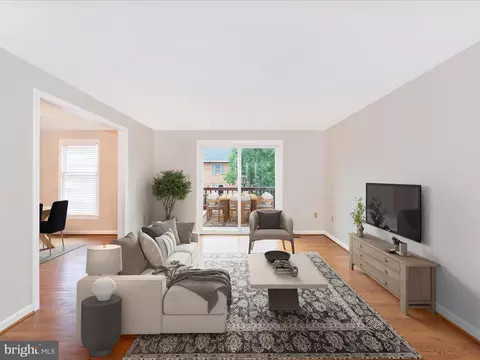 7983 Thrush Ct, Frederick, MD 21701 photo 4