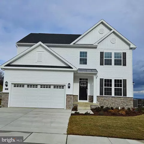2255 Denali Dr, Frederick, MD 21702