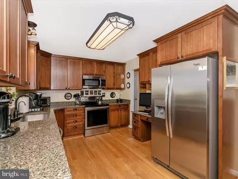 7322 Granalta Cir, Frederick, MD 21702 photo 11