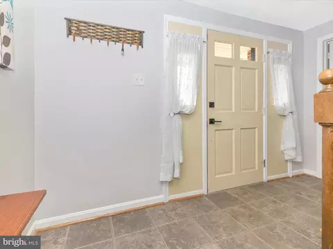 7322 Granalta Cir, Frederick, MD 21702 photo 3