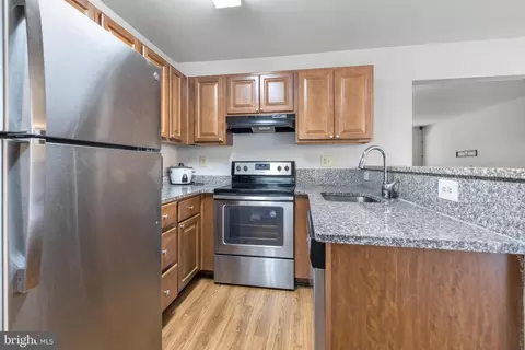 5789 Rock Spray Ct, Frederick, MD 21703 photo 4