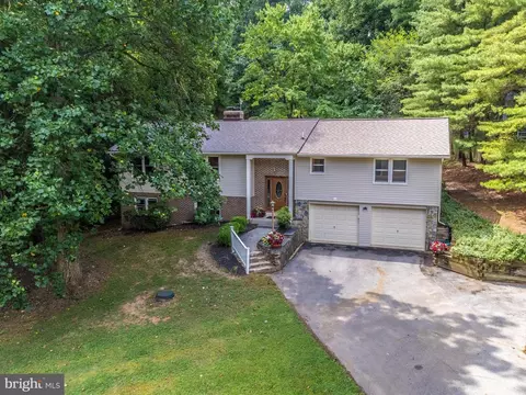 11807 Pine Tree Ct, Monrovia, MD 21770