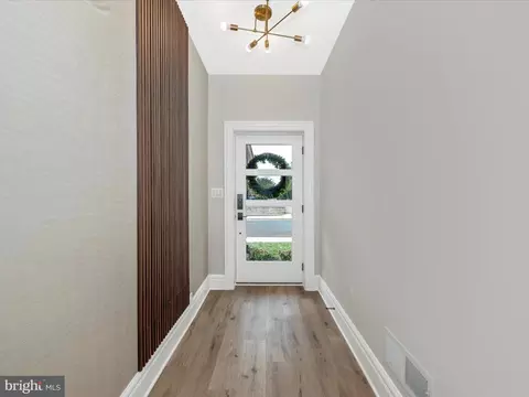 420 N Maxwell Ave, Frederick, MD 21701 photo 3