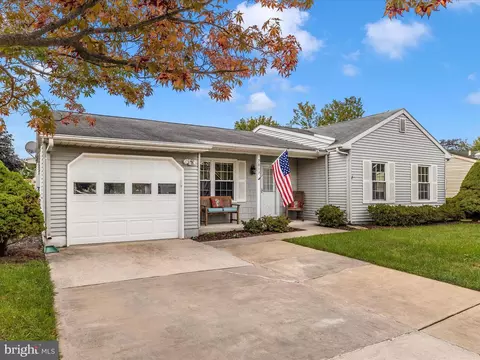 7017 Arbor Dr, Frederick, MD 21703