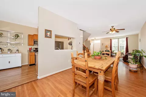 2264 Wetherburne Way, Frederick, MD 21702 photo 9