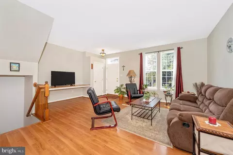 2264 Wetherburne Way, Frederick, MD 21702 photo 4