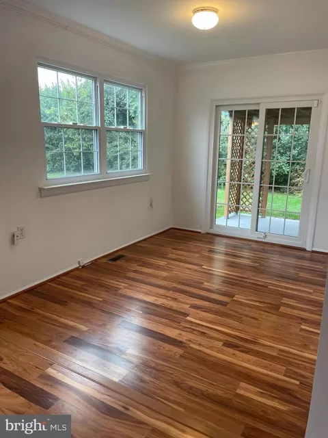 7075 Catalpa Rd, Frederick, MD 21703 photo 3