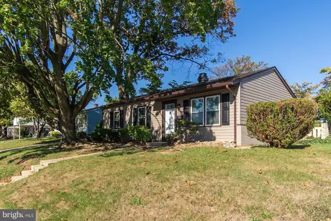 463 Carrollton Dr, Frederick, MD 21701
