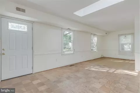 463 Carrollton Dr, Frederick, MD 21701 photo 8