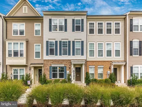 8432 Pine Bluff Rd, Frederick, MD 21704