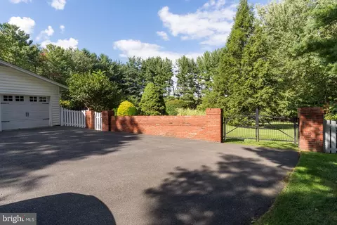 8415 Stonehouse Rd, Frederick, MD 21702 photo 7