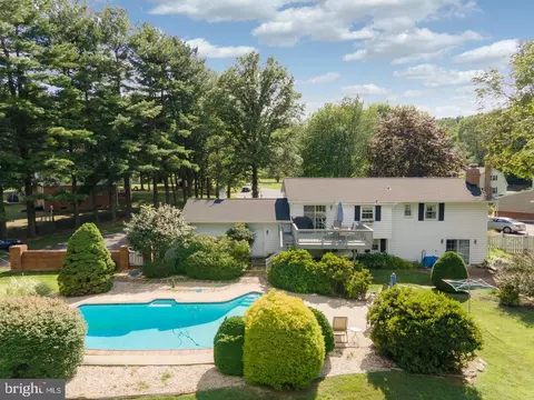 8415 Stonehouse Rd, Frederick, MD 21702 photo 10