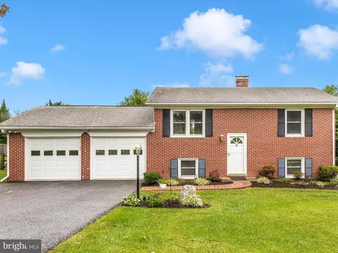 10234 Allview Dr, Frederick, MD 21701 photo 2