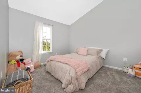 2404 Lakeside Dr, Frederick, MD 21702 photo 22