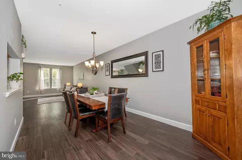 2404 Lakeside Dr, Frederick, MD 21702 photo 10