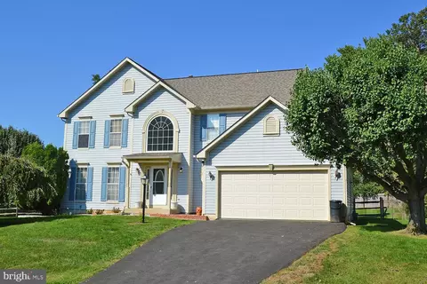 4904 Champlaine Ct, Jefferson, MD 21755