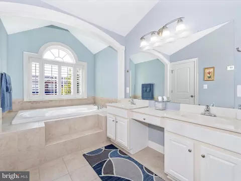 131 Sunlight Ct, Frederick, MD 21702 photo 26