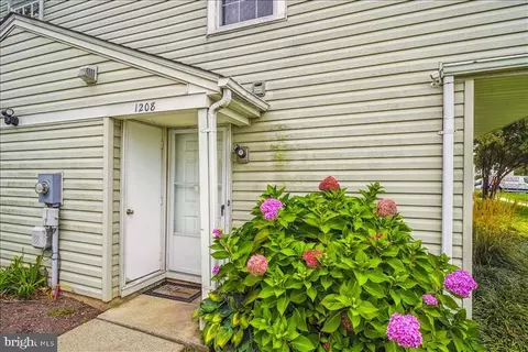 1208 A Danielle Dr #1208A, Frederick, MD 21703 photo 2