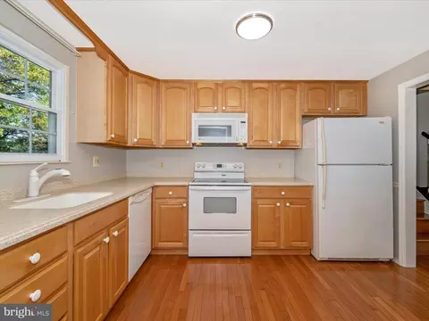 1305 Butterfly Ln, Frederick, MD 21703 photo 6