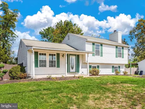 1305 Butterfly Ln, Frederick, MD 21703