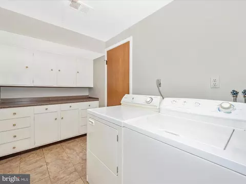 1305 Butterfly Ln, Frederick, MD 21703 photo 32