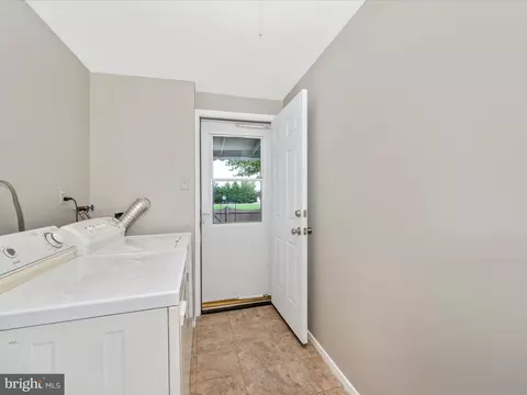 1305 Butterfly Ln, Frederick, MD 21703 photo 31