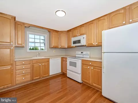 1305 Butterfly Ln, Frederick, MD 21703 photo 5