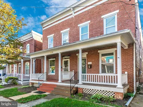208 Washington St, Frederick, MD 21701 photo 59