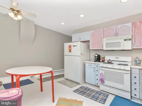 208 Washington St, Frederick, MD 21701 photo 18