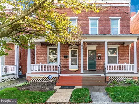 208 Washington St, Frederick, MD 21701 photo 2
