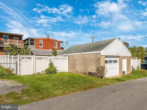 208 Washington St, Frederick, MD 21701 photo 56