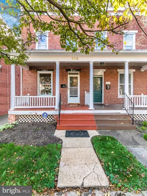 208 Washington St, Frederick, MD 21701 photo 6