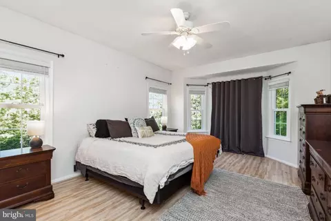 449 Delaware Rd, Frederick, MD 21701 photo 9