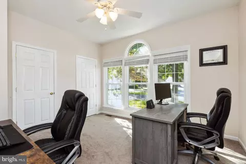 449 Delaware Rd, Frederick, MD 21701 photo 18