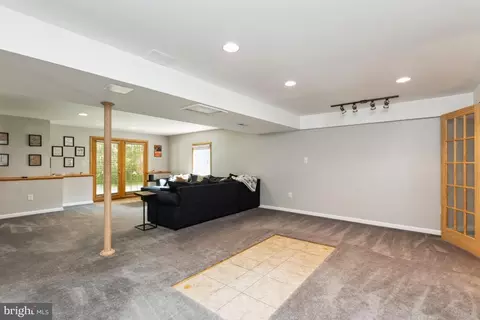 449 Delaware Rd, Frederick, MD 21701 photo 22