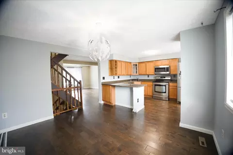 7023 Hames Ct, Frederick, MD 21703 photo 3