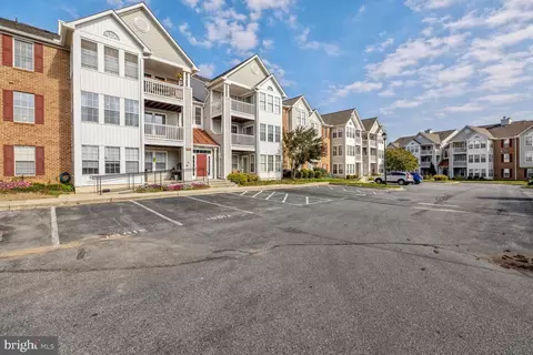 1601 Berry Rose Ct #E, Frederick, MD 21701 photo 2