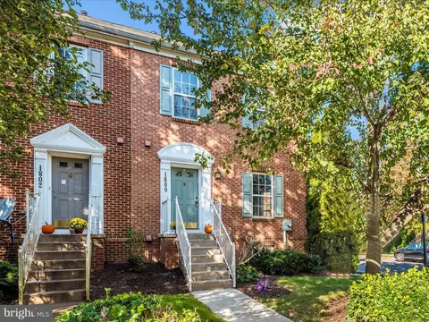 1800 Wheyfield Dr, Frederick, MD 21701