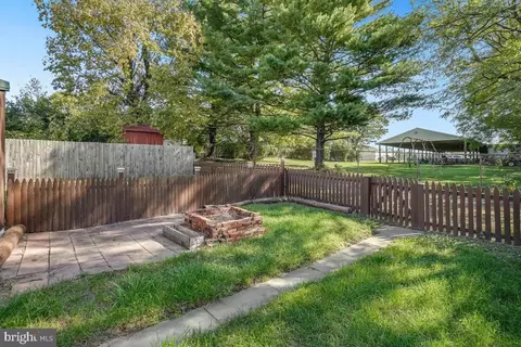 Exterior - 12 Franklin St, Frederick, MD 21701 photo 12 of 14