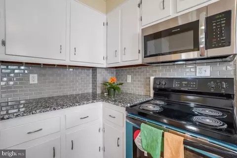 Kitchen - 12 Franklin St, Frederick, MD 21701 photo 5 of 6