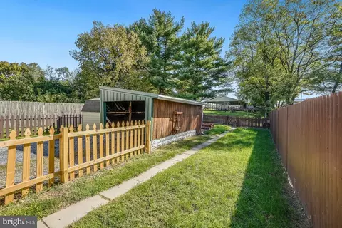 Exterior - 12 Franklin St, Frederick, MD 21701 photo 11 of 14