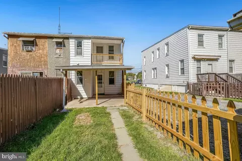 Exterior - 12 Franklin St, Frederick, MD 21701 photo 13 of 14