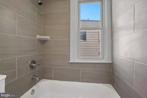 Bath - 12 Franklin St, Frederick, MD 21701 photo 4 of 4