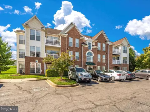 2507 Coach House Way #2B, Frederick, MD 21702