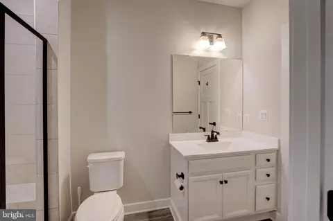 Bath - 3282 Pine Needle Cir #403, Frederick, MD 21704 photo 1 of 7