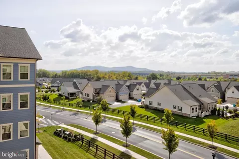 View/Area - 3282 Pine Needle Cir #403, Frederick, MD 21704 photo 1 of 4