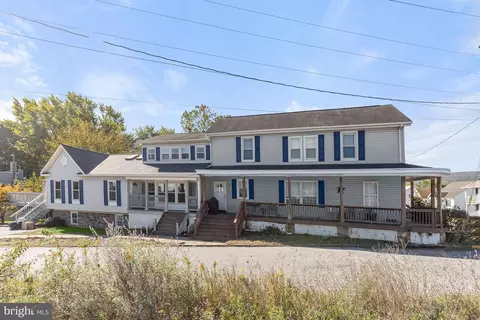 30 N Carroll St, Thurmont, MD 21788