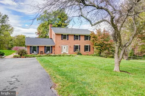 2804 Pheasant Ln, Clarksburg, MD 20871